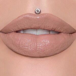 Jeffree Star Supreme Gloss Mannequin